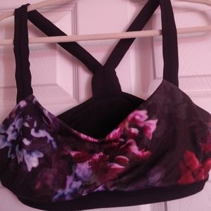 Lululemon size 10 sports bra in floral black print